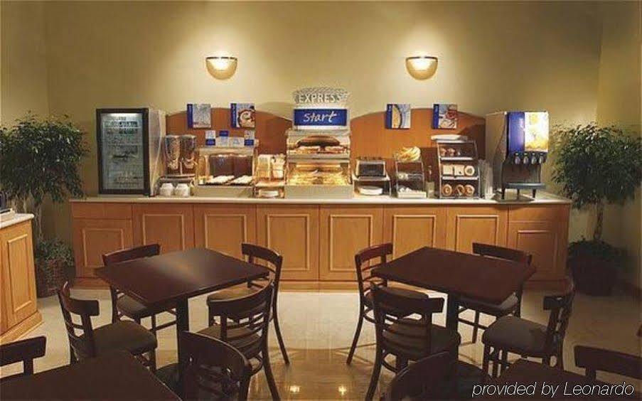 西亚特兰大 - 主题公园区智选假日酒店 利西亚泉 外观 照片